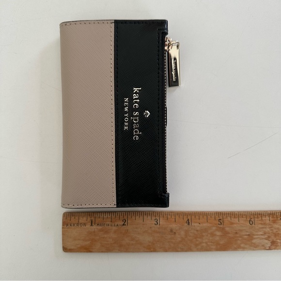 Kate Spade Wallet Bifold Black and Tan - Picture 2 of 8